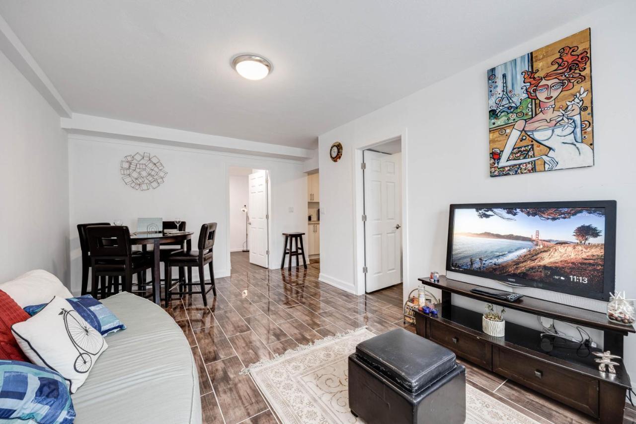 Bright Parkdale Court - Little Portugal W/ Free Parking Διαμέρισμα Τορόντο Εξωτερικό φωτογραφία