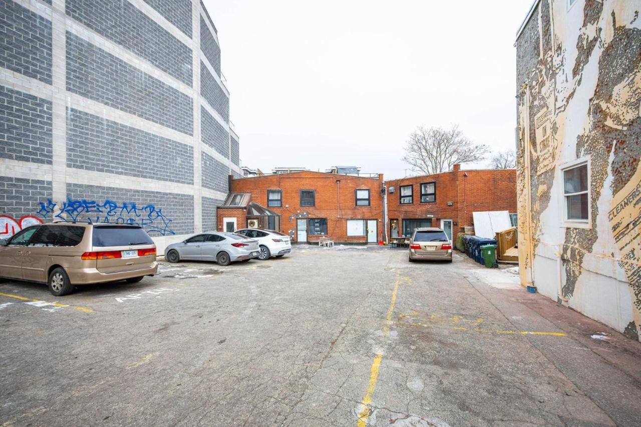 Bright Parkdale Court - Little Portugal W/ Free Parking Διαμέρισμα Τορόντο Εξωτερικό φωτογραφία